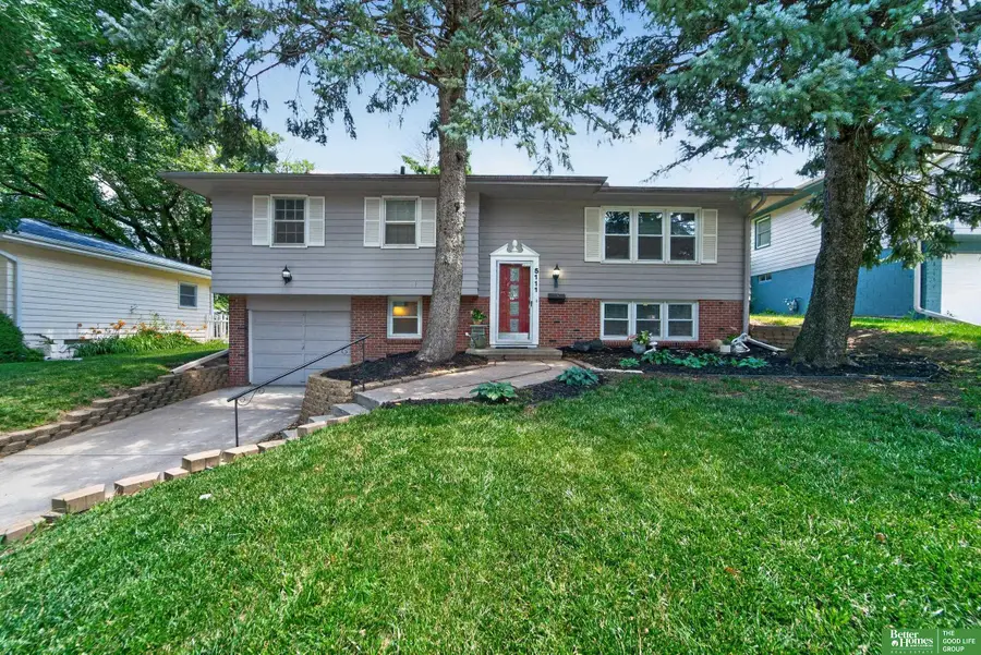 5111 S 94th Avenue, Omaha, NE 68127 - #2