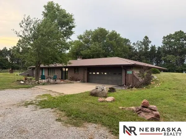 70765 570th Avenue, Endicott, NE 68350