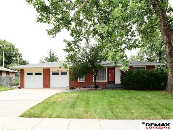 4220 S 36th Street, Lincoln, NE 68506