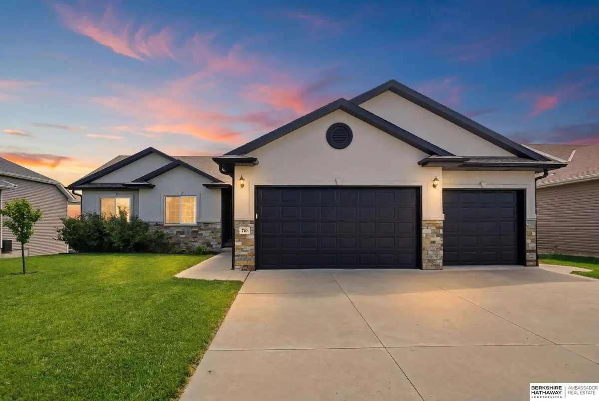 710 N 95th Street, Lincoln, NE 68505 - #1