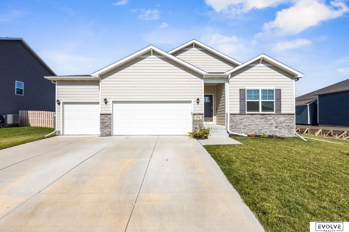 8506 S 63rd Street, Papillion, NE 68157 - #1