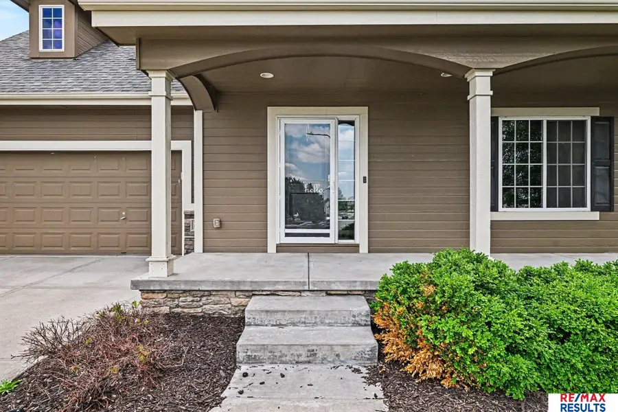 11171 Prospect Street, Papillion, NE 68046 - #3