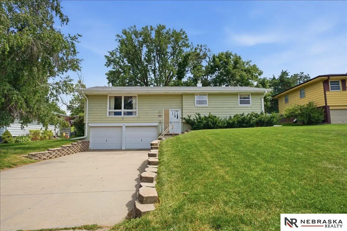 10913 Valley Street, Omaha, NE 68144 - #1