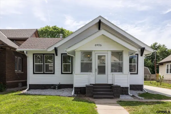 6906 N 24th Street, Omaha, NE 68112