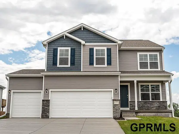 5530 N 186th Avenue, Elkhorn, NE 68022