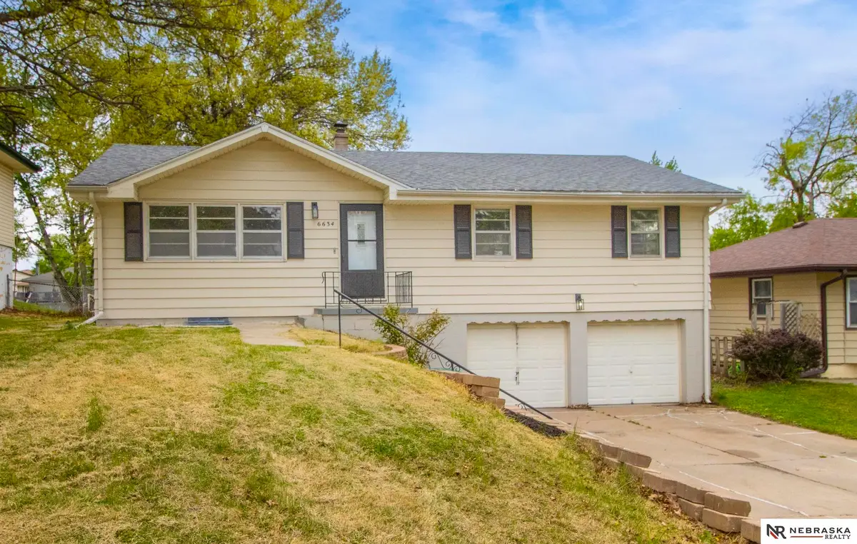6634 Curtis Avenue, Omaha, NE 68104 - #1