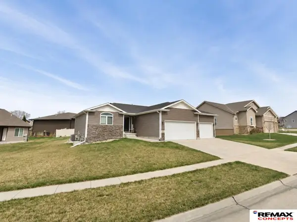 7216 Rebel Drive, Lincoln, NE 68516
