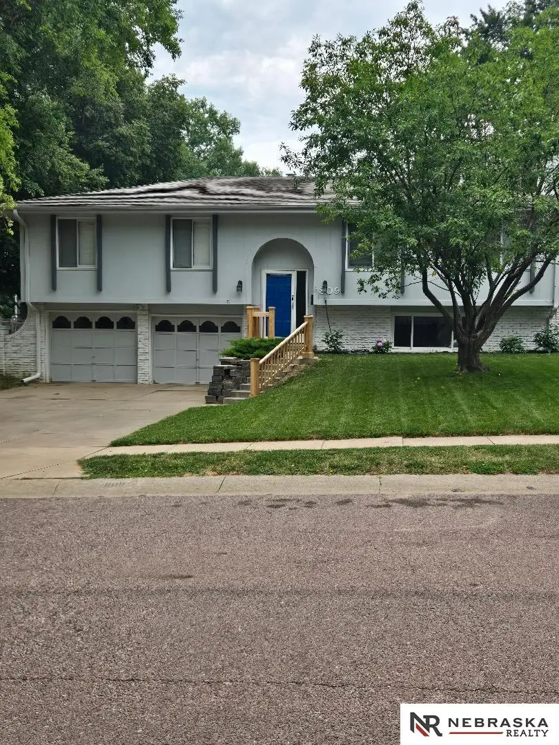 809 Waterford Circle, Papillion, NE 68046 - #3