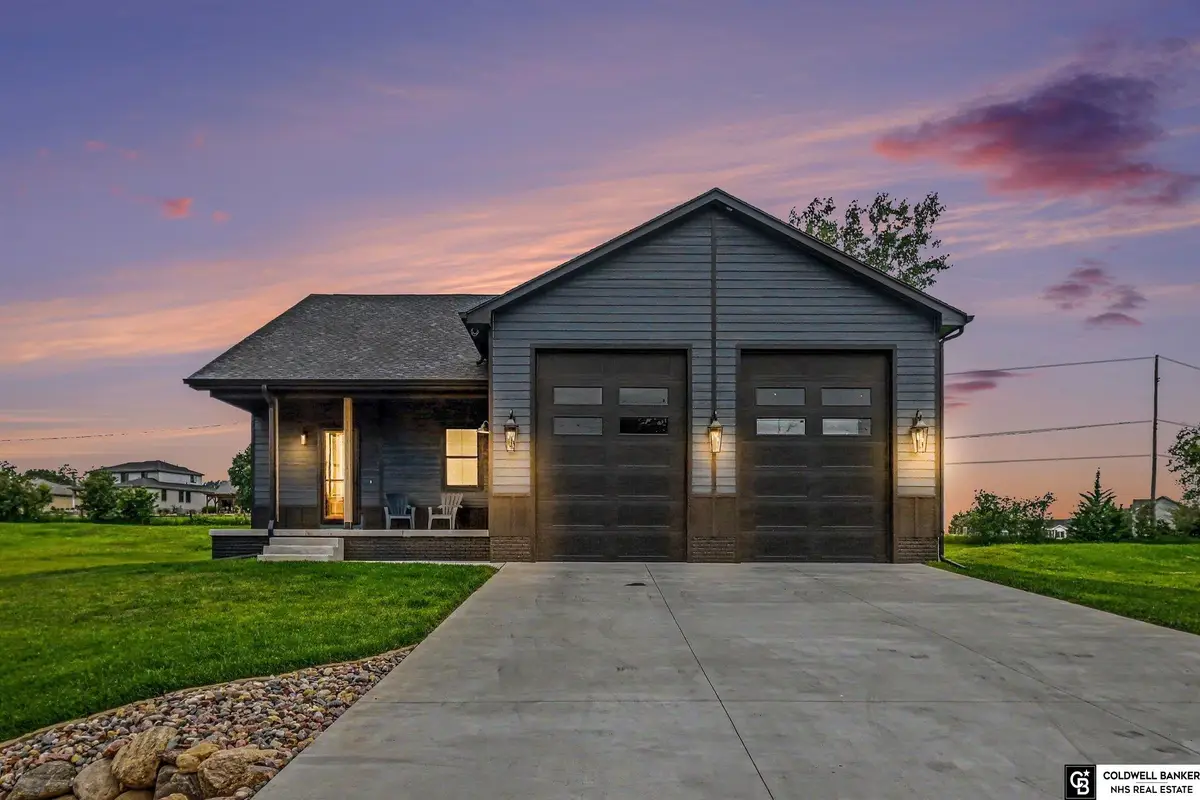 1929 Beaver Lake Boulevard, Plattsmouth, NE 68048 - #1