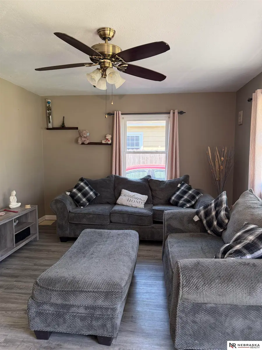 4304 S 61st Avenue, Omaha, NE 68117 - #2
