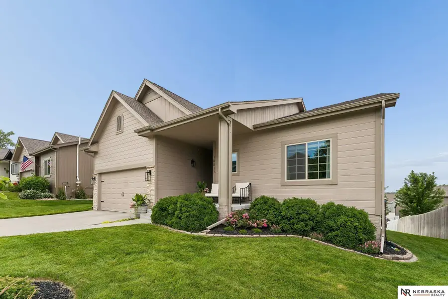 18817 Briar Street, Omaha, NE 68136 - #2