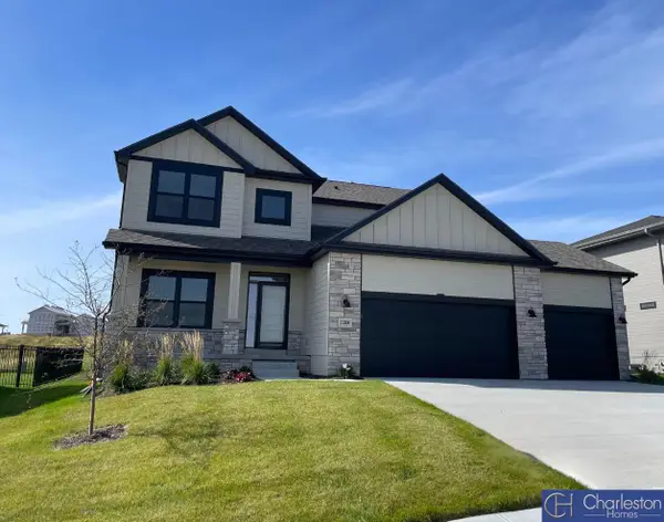 17001 Daniel Street, Bennington, NE 68007