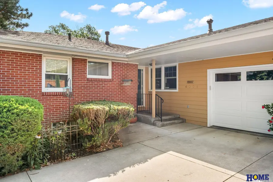 6001 Sumner Street, Lincoln, NE 68506 - #3