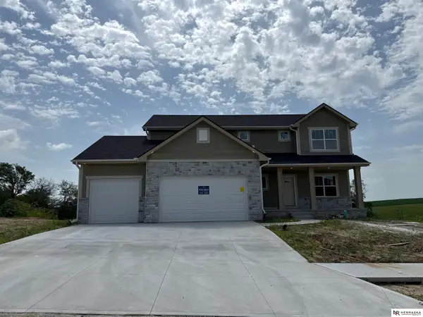 12351 S 86th Street, Papillion, NE 68046