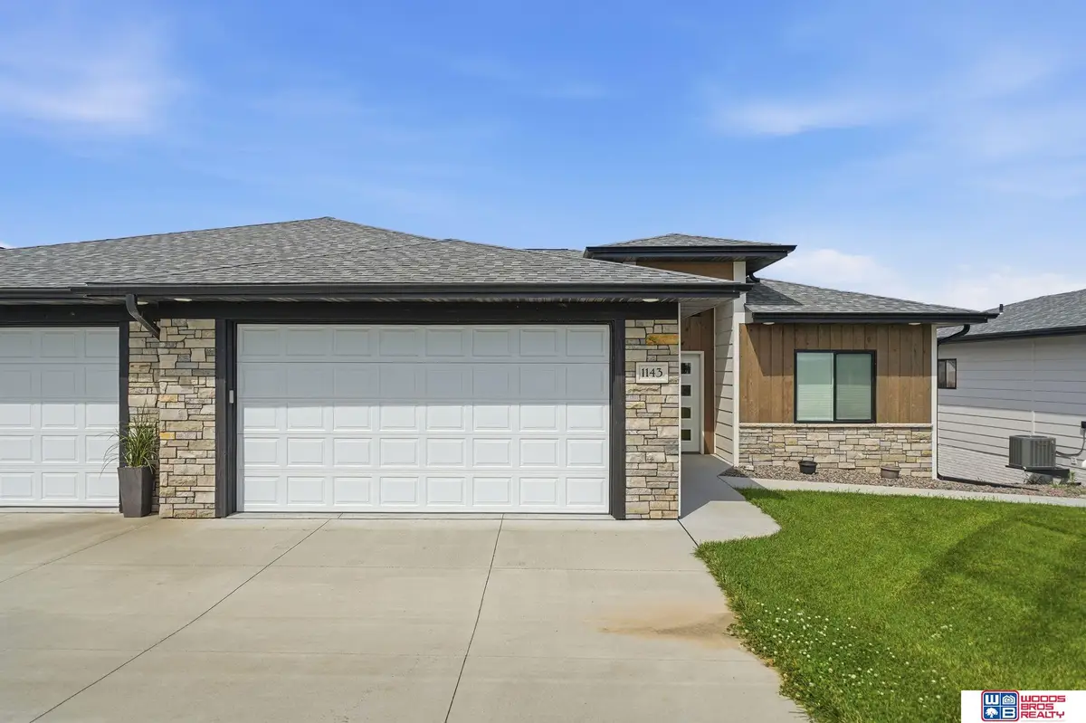 1143 Sand Hill Road, Louisville, NE 68037 - #1