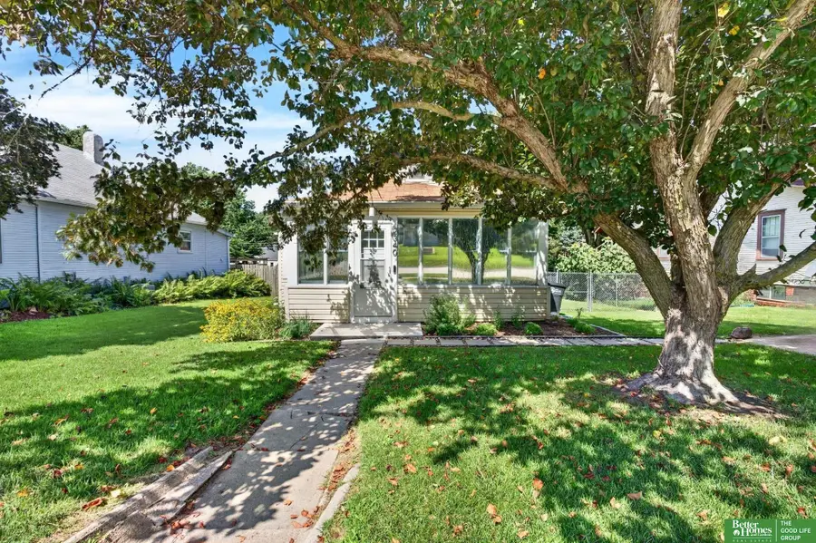 2340 N 65 Avenue, Omaha, NE 68104 - #2