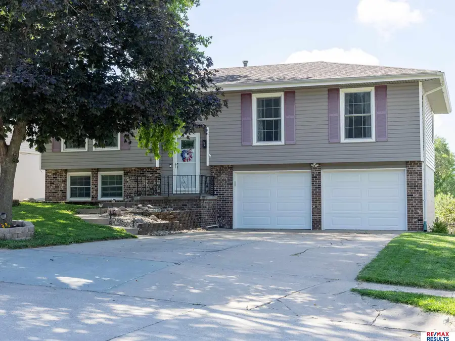 14191 Pine Street, Omaha, NE 68144 - #2
