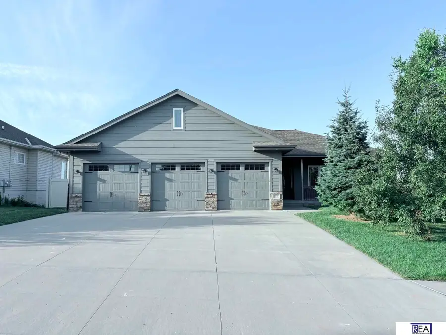 10509 Hillcrest Drive, La Vista, NE 68128 - #2