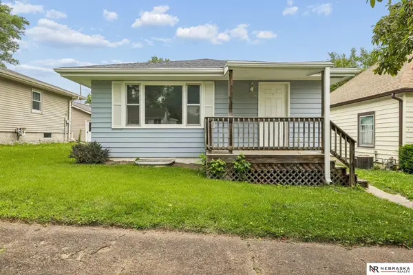 190 E Roberts Street, Seward, NE 68434