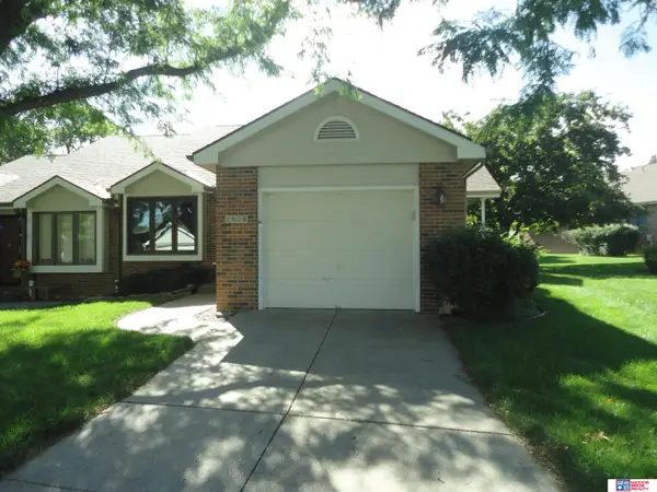 2509 S 60th Street #13, Lincoln, NE 68506