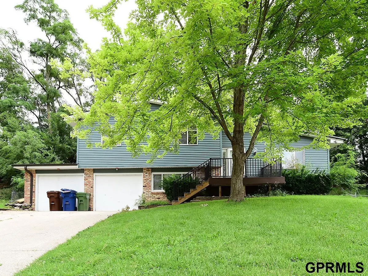 902 Calmar Circle, Bellevue, NE 68005 - #1