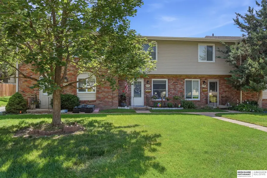 809 N 122nd Street, Omaha, NE 68154 - #2