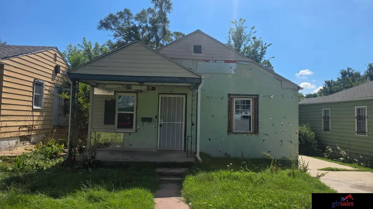 3747 N 38 Street, Omaha, NE 68111 - #1