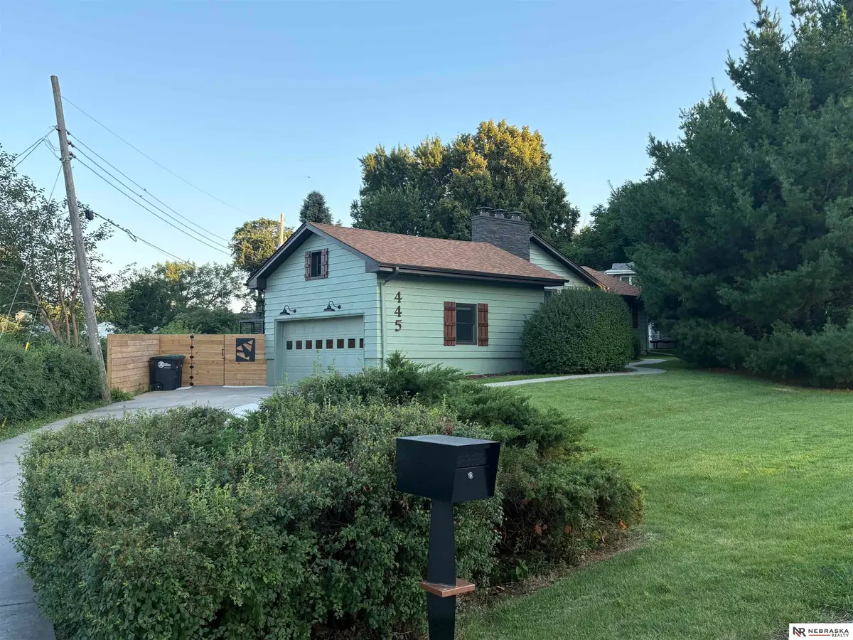 445 S 85th Street, Omaha, NE 68114 - #1