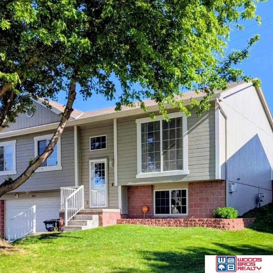7602 Howell Street, Omaha, NE 68122 - #2