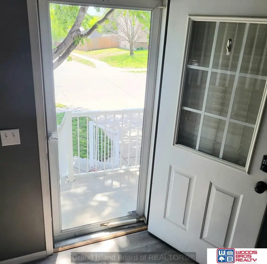 7602 Howell Street, Omaha, NE 68122 - #3