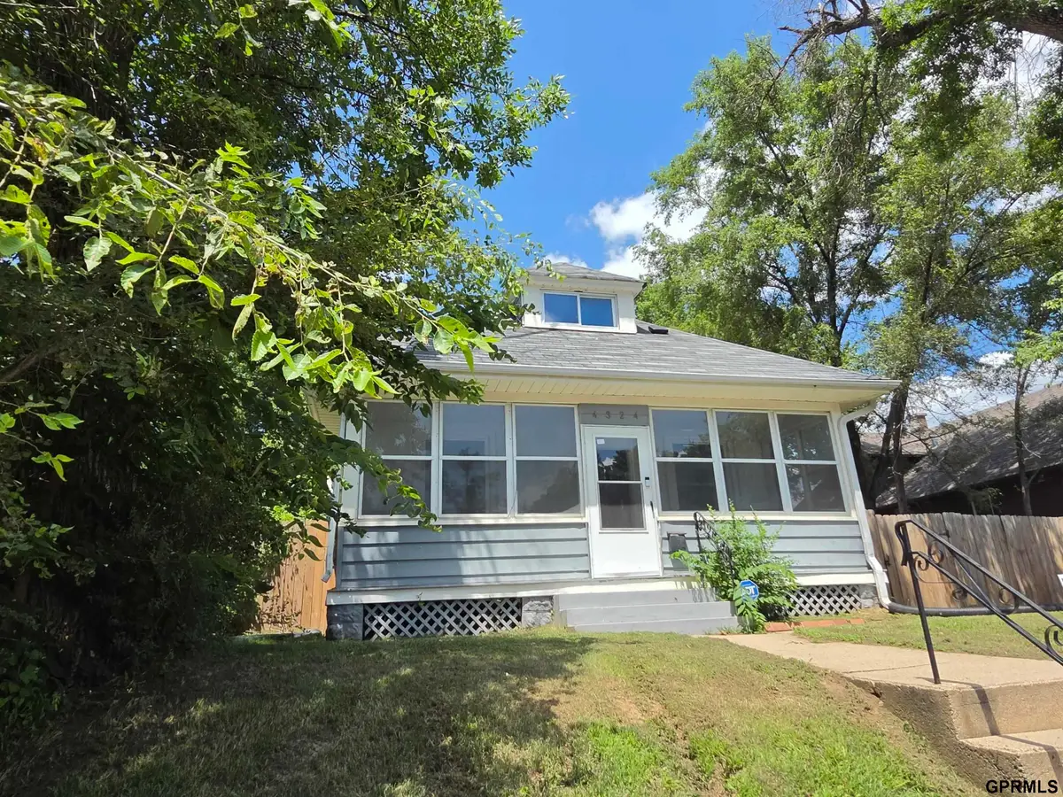 4324 Grand Avenue, Omaha, NE 68111 - #1
