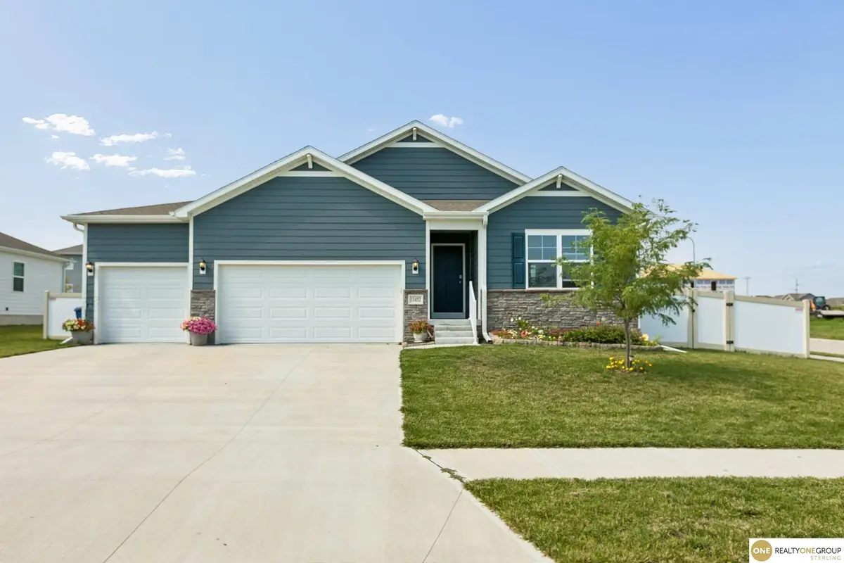 11452 Sunburst Drive, Papillion, NE 68046 - #1