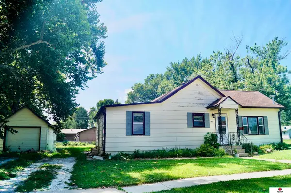 14151 Heywood Street, Waverly, NE 68462