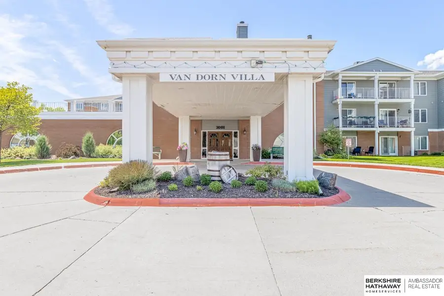3001 S 51st Street Court #455, Lincoln, NE 68506 - #2