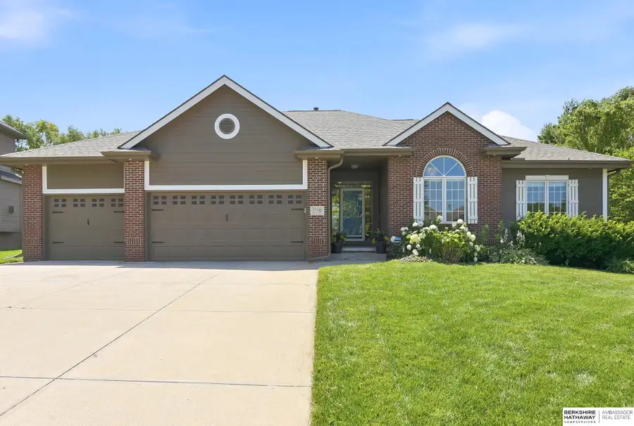 17321 Spencer Street, Omaha, NE 68116 - #2