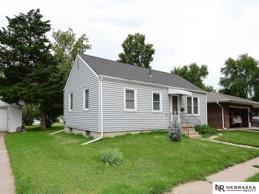 835 Ivy Avenue, Crete, NE 68333 - #2