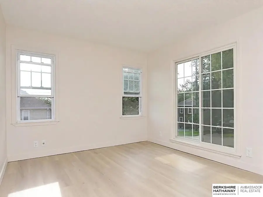 3110 Young Street, Omaha, NE 68112 - #3