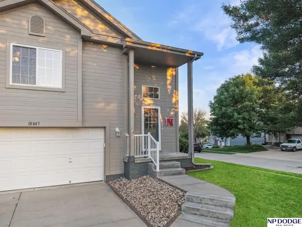 18847 Jacobs Circle, Omaha, NE 68135