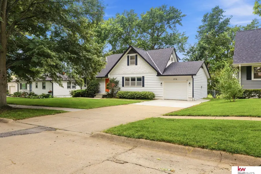 3718 S 49th Avenue, Omaha, NE 68106 - #3