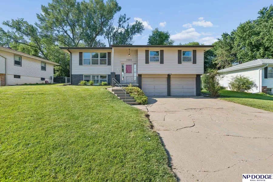 7305 Washington Street, Ralston, NE 68127 - #2