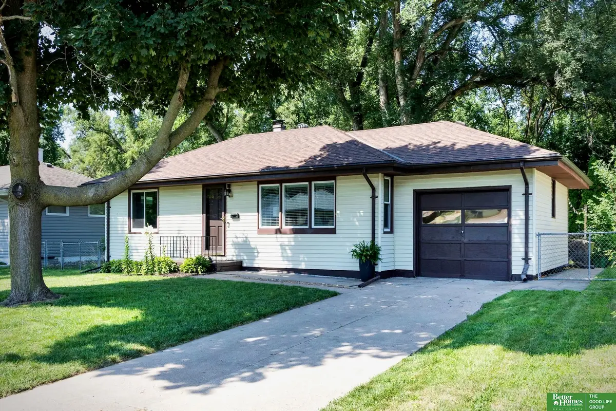 1414 Maenner Drive, Omaha, NE 68114 - #1