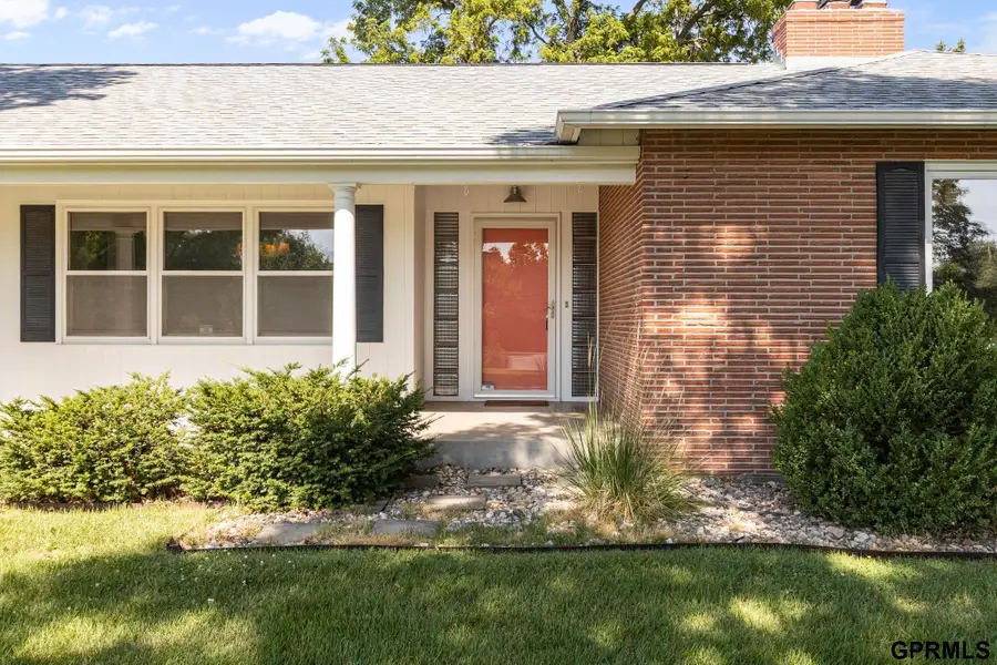 1802 S 76th Avenue, Omaha, NE 68124 - #3