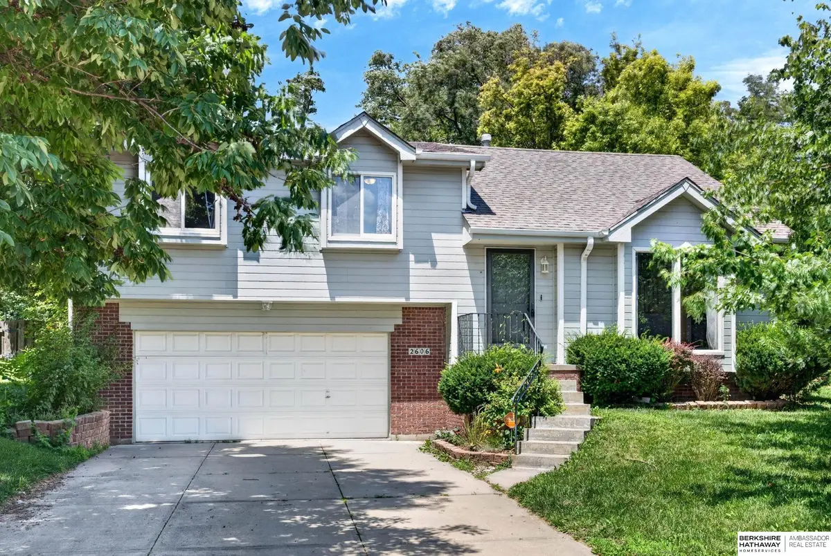 2606 Blackhawk Drive, Bellevue, NE 68123 - #1