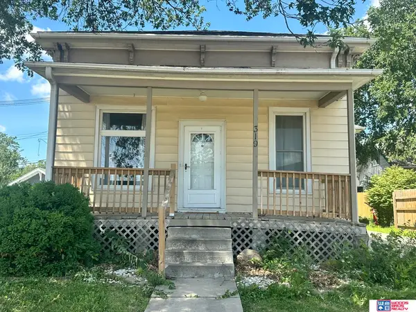 319 S 4th Street, Seward, NE 68434