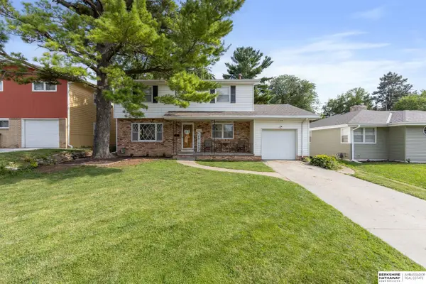 4927 Ruggles Street, Omaha, NE 68104