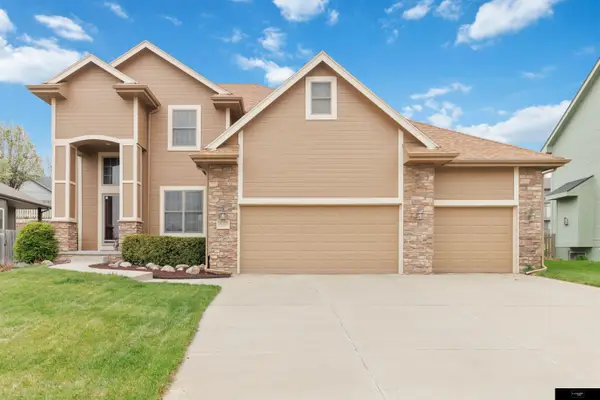 16102 Adam Street, Omaha, NE 68135