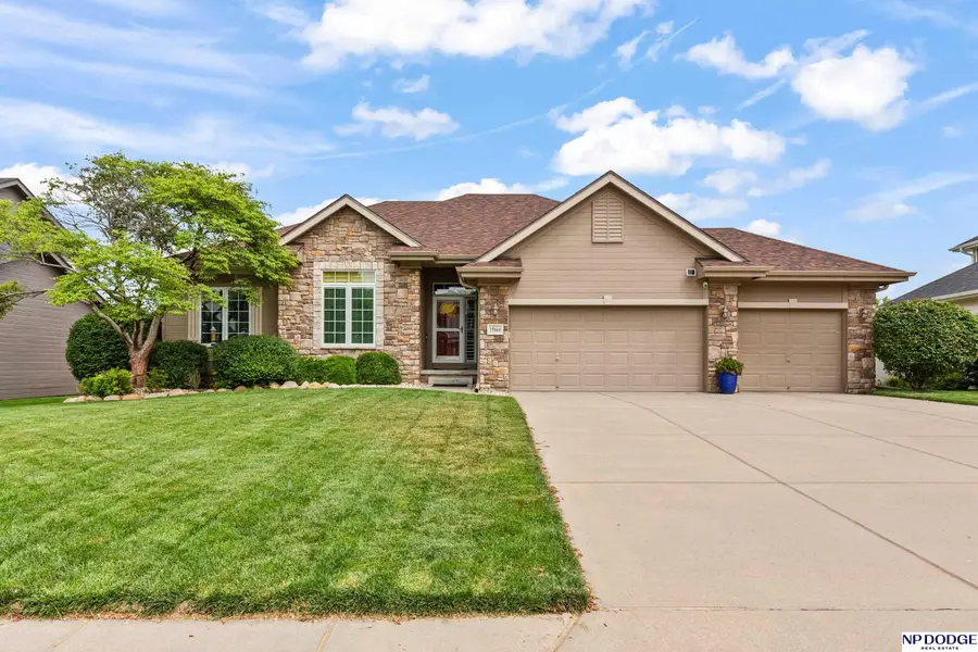 15664 King Street, Bennington, NE 68007 - #3