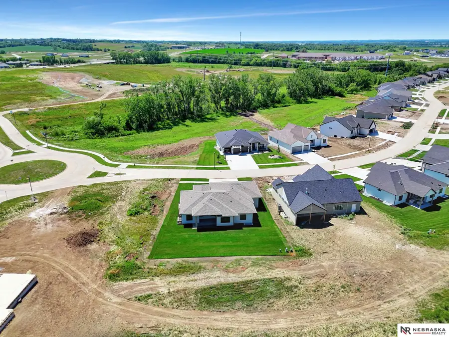3630 Tree Line Drive, Lincoln, NE 68516 - #3
