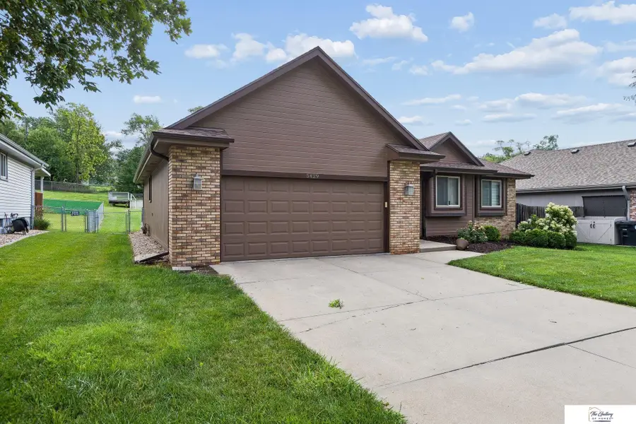 5429 S 56 Street, Omaha, NE 68117 - #2