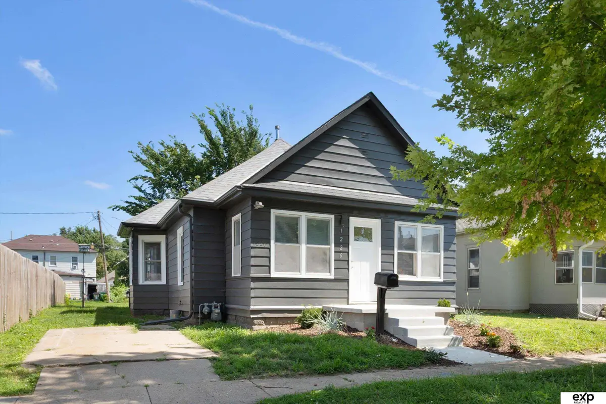 1226 6th Avenue, Council Bluffs, IA 51501 - #1